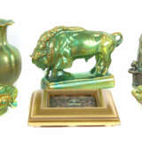 Konvolut Keramiken Zsolnay, Ungarn, 2. Hälfte 20. Jh., je mit Eosin-Gl… - photo 1