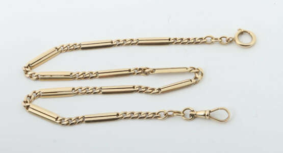 Uhrenkette 20. Jhr., Gelbgold 585, punziert, ges. 22,5 g, ca, 43,5 cm,… - photo 1 Uhrenkette 20. Jhr., Gelbgold 585, punziert, ges. 22,5 g, ca, 43,5 cm,… - photo 1