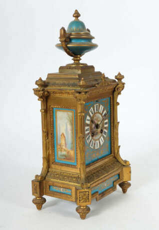 Napoleon III.-Kaminuhr mit Porzellanmalerei Frankreich, um 1870, römis… - Foto 2