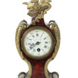 Kleine Kaminuhr im Rokokostil Frankreich, um 1920, Emaille-Zifferblatt… - photo 1