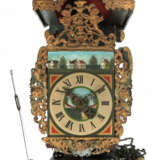 Friesische Stuhluhr 18. Jh., Blechzifferblatt mit römischen Stundenzah… - фото 1