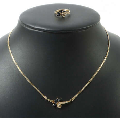 Saphir-Brillant-Set 20. Jhr., Gelbgold 750, best. aus Ring und Kette, … - photo 1