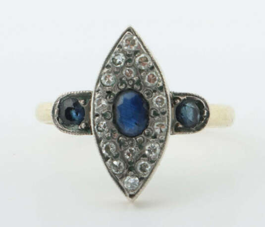Ring mit Diamanten/Saphiren 20. Jhr., Schiffchenring besetzt mit 16 Di… - photo 1