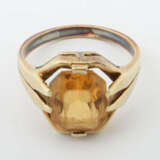 Ring 20. Jhr., Gelbgold 585, besetzt mit Farbstein, ca. 7 g, punziert,… - photo 2