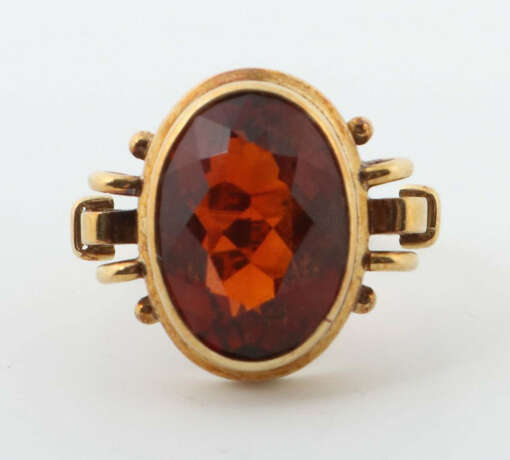 Ring 20. Jhr., Gelbgold 585, besetzt mit Farbstein, punziert, ca. 4,9 … - photo 1