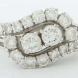 Ring mit Brillanten 20. Jhr., Weißgold 750, besetzt mit Brillanten zs.… - photo 1