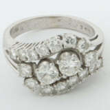 Ring mit Brillanten 20. Jhr., Weißgold 750, besetzt mit Brillanten zs.… - photo 2