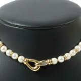 Perlenkette 20. Jhr., Stempel: Wempe, Perlenkette im Verlauf, Schließe… - photo 1