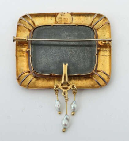 Brosche von Engelhard-Nuss Modern, Gelbgold 750, punziert, eingefasste… - photo 2