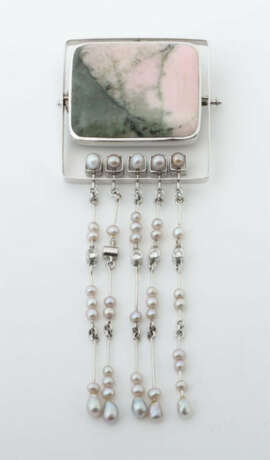 Brosche von Engelhardt Nuss Modern, Weißgold 585, quadratische Form mi… - photo 1 Brosche von Engelhardt Nuss Modern, Weißgold 585, quadratische Form mi… - photo 1