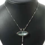 Collier mit Anhänger von Engelhard Nuss Modern, Kette mit eingefasstem… - фото 1