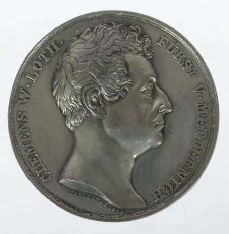 Wahlspruchmedaille 1841, silberfarbenes Metall, averse Fürst Metternic… - photo 1