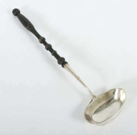 Schöpfkelle Schweden, 1792, Silber, ca. 155 g, ovale, tief gemuldete L… - photo 1