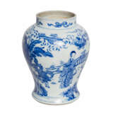 Blau-weiße Balustervase. CHINA, 19. Jahrhundert. - Foto 3