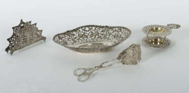 Konvolut Silber wohl Hanau, um 1900, Silber 800, ca. 400 g, 5-tlg. bes…