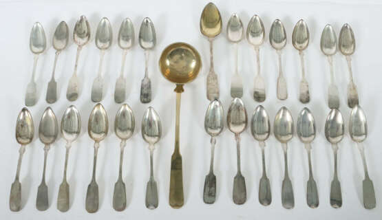 Schöpfkelle, Vorlegelöffel und Sammlung Tafellöffel Deutschland, 19./2… - photo 1 Schöpfkelle, Vorlegelöffel und Sammlung Tafellöffel Deutschland, 19./2… - photo 1