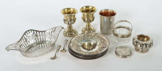 Konvolut Silber 19./20. Jh., Silber (meist 800), ca. 435 g (ohne Glas)… - photo 1