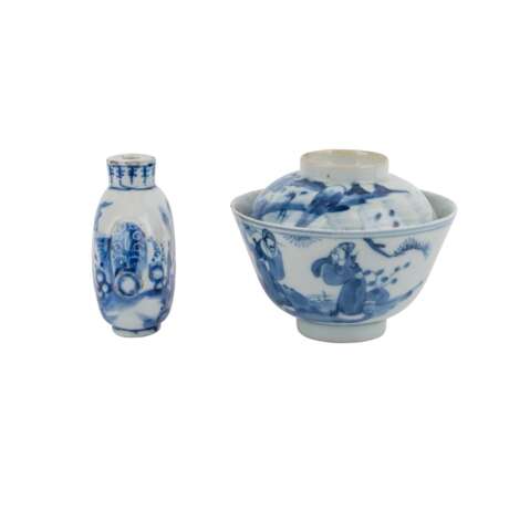 Interessantes Konvolut: 4 Teile blau-weisses Porzellan. CHINA, 19. Jahrhundert. - Foto 5