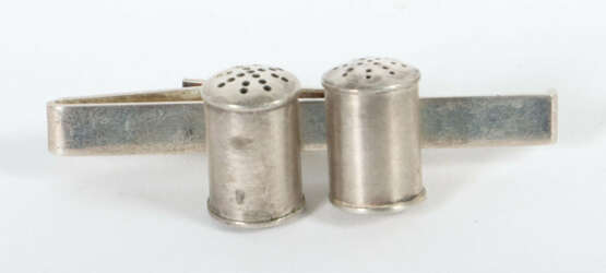 Klammer 20. Jh., Silber 925, ca. 15 g, schmale Klammer mit kl. eingehä… - фото 1 Klammer 20. Jh., Silber 925, ca. 15 g, schmale Klammer mit kl. eingehä… - фото 1