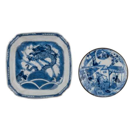 Interessantes Konvolut: 4 Teile blau-weisses Porzellan. CHINA, 19. Jahrhundert. - photo 2