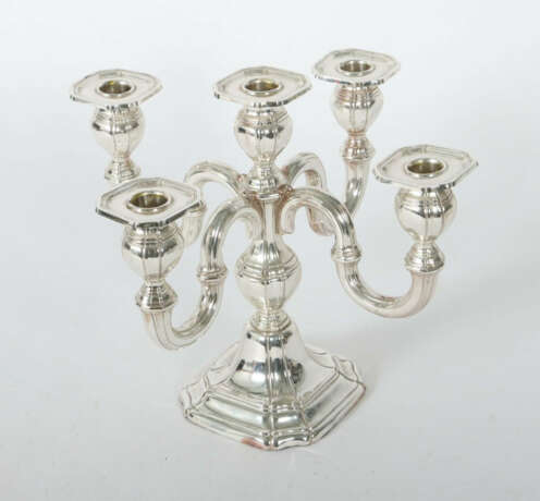 Fünfflammiger Kerzenleuchter Johann Beck, Schwäbisch Gmünd, Mitte 20. … - photo 2 Fünfflammiger Kerzenleuchter Johann Beck, Schwäbisch Gmünd, Mitte 20. … - photo 2