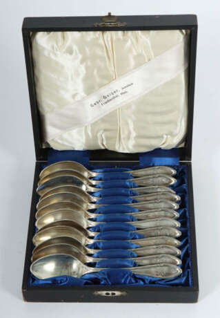 Satz von 12 Kaffeelöffeln Bruckmann & Söhne, Heilbronn, Entwurf: 1904,… - Foto 1 Satz von 12 Kaffeelöffeln Bruckmann & Söhne, Heilbronn, Entwurf: 1904,… - Foto 1