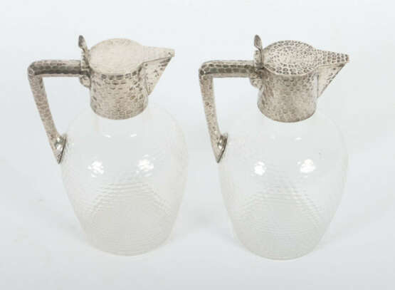 Paar Karaffen Koch & Bergfeld, Bremen, 20. Jh., Silber 800/farbloses G… - фото 2 Paar Karaffen Koch & Bergfeld, Bremen, 20. Jh., Silber 800/farbloses G… - фото 2