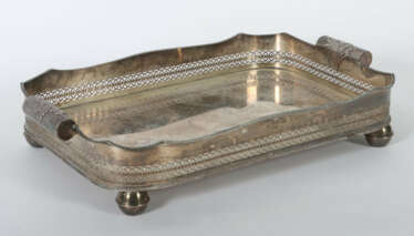 Übergroßes Tablett wohl Mappin Brothers, Sheffield, um 1900, rechtecki…