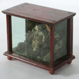 Klosterarbeit Jesuskind Süddeutschland, 19./20. Jh, im Zentrum Wachsfi… - photo 2