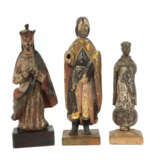 Bildschnitzer des 18. Jh. wohl indoportugiesisch, Konvolut Heiligenfig… - photo 1