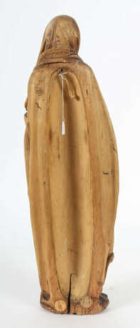 Bildschnitzer/Kopist des 19. Jh. ''Trauernde Muttergottes'', Holz, hal… - фото 2