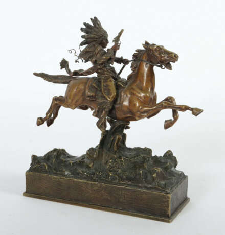 Curtis, T. Bildhauer des 19./20. Jh. ''Reitender Häuptling'', Wiener B… - фото 3