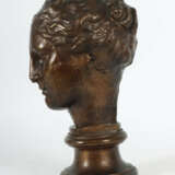 Bildhauer/Kopist des 20. Jh. ''Göttin Hygieia'', Bronze patiniert, vol… - photo 2