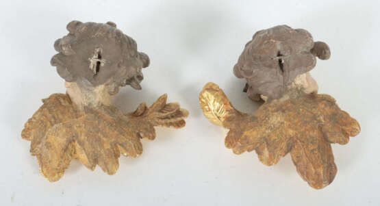 Bildschnitzer des 20. Jh. ''Paar Engelsköpfe'', Holz geschnitzt, polyc… - photo 2 Bildschnitzer des 20. Jh. ''Paar Engelsköpfe'', Holz geschnitzt, polyc… - photo 2