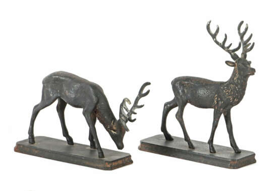 Bildhauer des 20. Jh. ''Paar Hirsche'', Eisenguß patiniert, zwei vollp… - photo 1