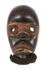 Dan Guere-Maske Elfenbeinküste, Holzmaske mit Glanzpatina, durchbroche…