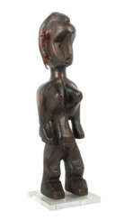 Weibliche Figur der Malinke Westafrika/Mali u. a., Holz mit glänzender…