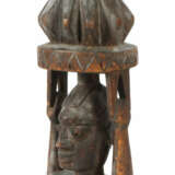 Orakelschale der Yoruba Nigeria, Holz, geschnitzt als Karyatidenbüste,… - Foto 1