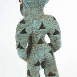 Perlenbestückte Bamunfigur Kamerun, weibliche Standfigur, Holz, fläche… - Foto 2