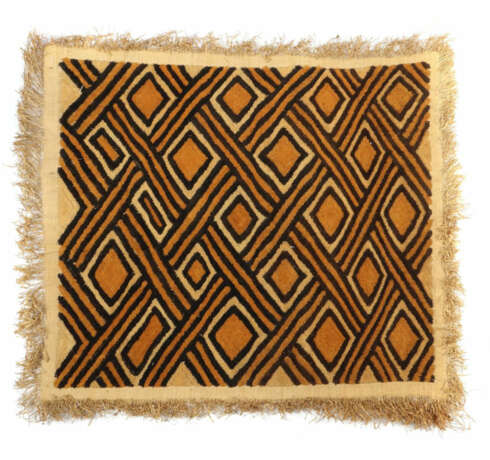 Bastmatte der Bakuba DR Kongo, sog. Bakuba-Velvet, Raffiapalmfasergewe… - Foto 1 Bastmatte der Bakuba DR Kongo, sog. Bakuba-Velvet, Raffiapalmfasergewe… - Foto 1