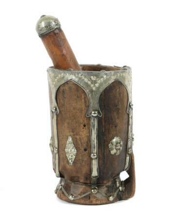 Holzmörser Marokko, 20. Jh., geschnitztes Holzgefäß, zylindrisch mit r… - photo 1