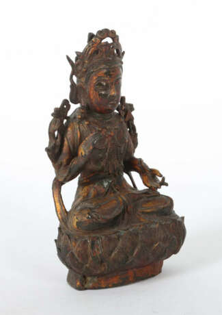 Guanyin China, ca. 15. Jh., Bronze, Reste einer alten Farbfassung, vol… - photo 2 Guanyin China, ca. 15. Jh., Bronze, Reste einer alten Farbfassung, vol… - photo 2