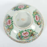 Schale China, 2. Hälfte 20. Jh., Porzellan, polychrome Aufglasurmalere… - Foto 3