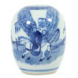 Miniaturvase China, Qing-Dynastie, Porzellan, blaue Unterglasurmalerei… - фото 1