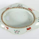 Kleine ovale Fußschale China, 20. Jh., Porzellan, polychrome Unter- un… - фото 3