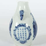 Vase China, wohl 20. Jh., Porzellan, blaue Unterglasurmalerei mit Mann… - photo 3