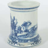 Pinselwascher China, 19. Jh., Daoguang-Ära, Weißporzellan mit blauer U… - photo 2