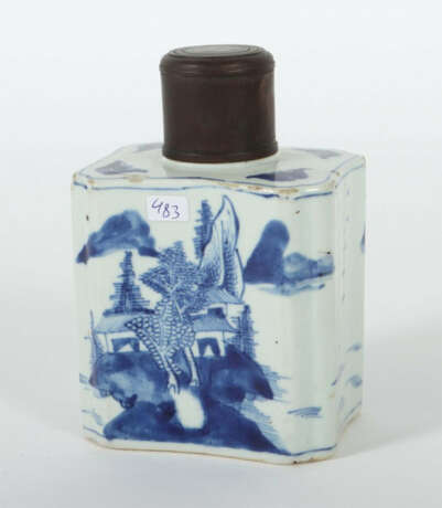 Teedose China, Qing-Dynastie, 19. Jh., Porzellan, blaues Unterglasurde… - photo 2 Teedose China, Qing-Dynastie, 19. Jh., Porzellan, blaues Unterglasurde… - photo 2