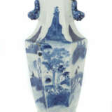 Hexagonale Vase China, Qing Dynastie, 19. Jh., Porzellan, Dekor mit bl… - Foto 1