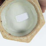 Hexagonale Vase China, Qing Dynastie, 19. Jh., Porzellan, Dekor mit bl… - Foto 3